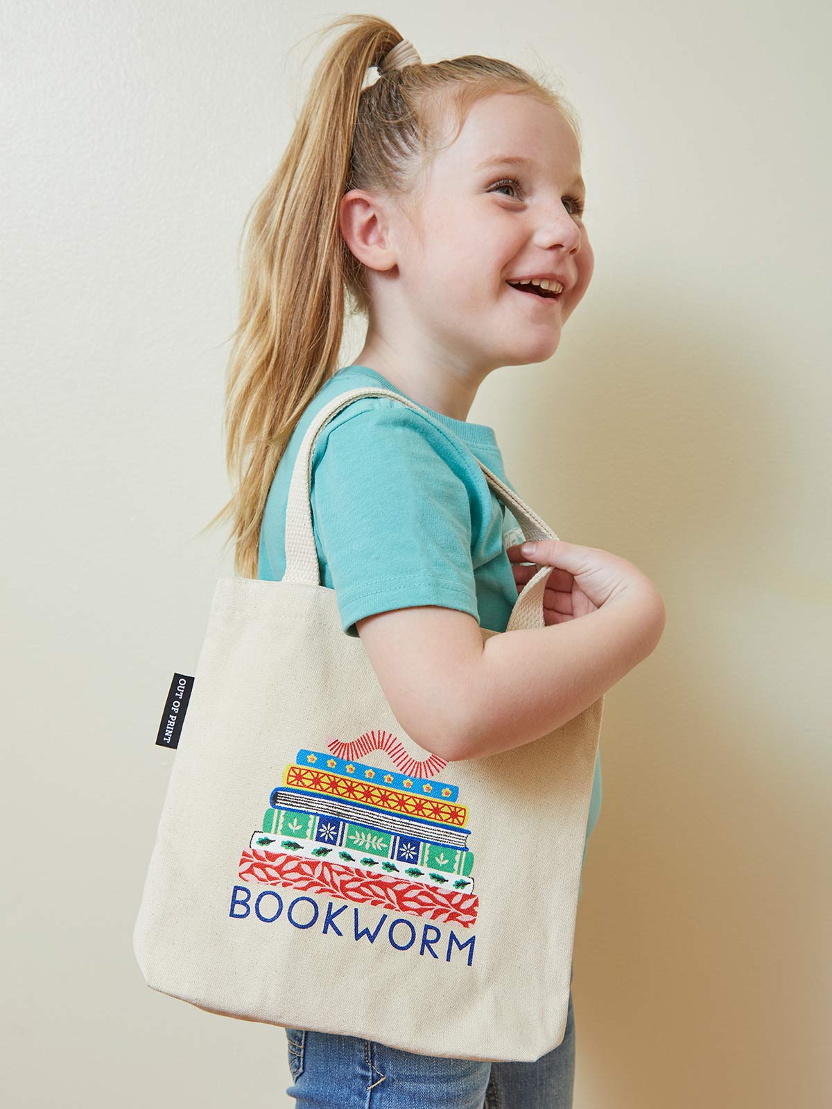 Bookworm mini tote bag - Image 4