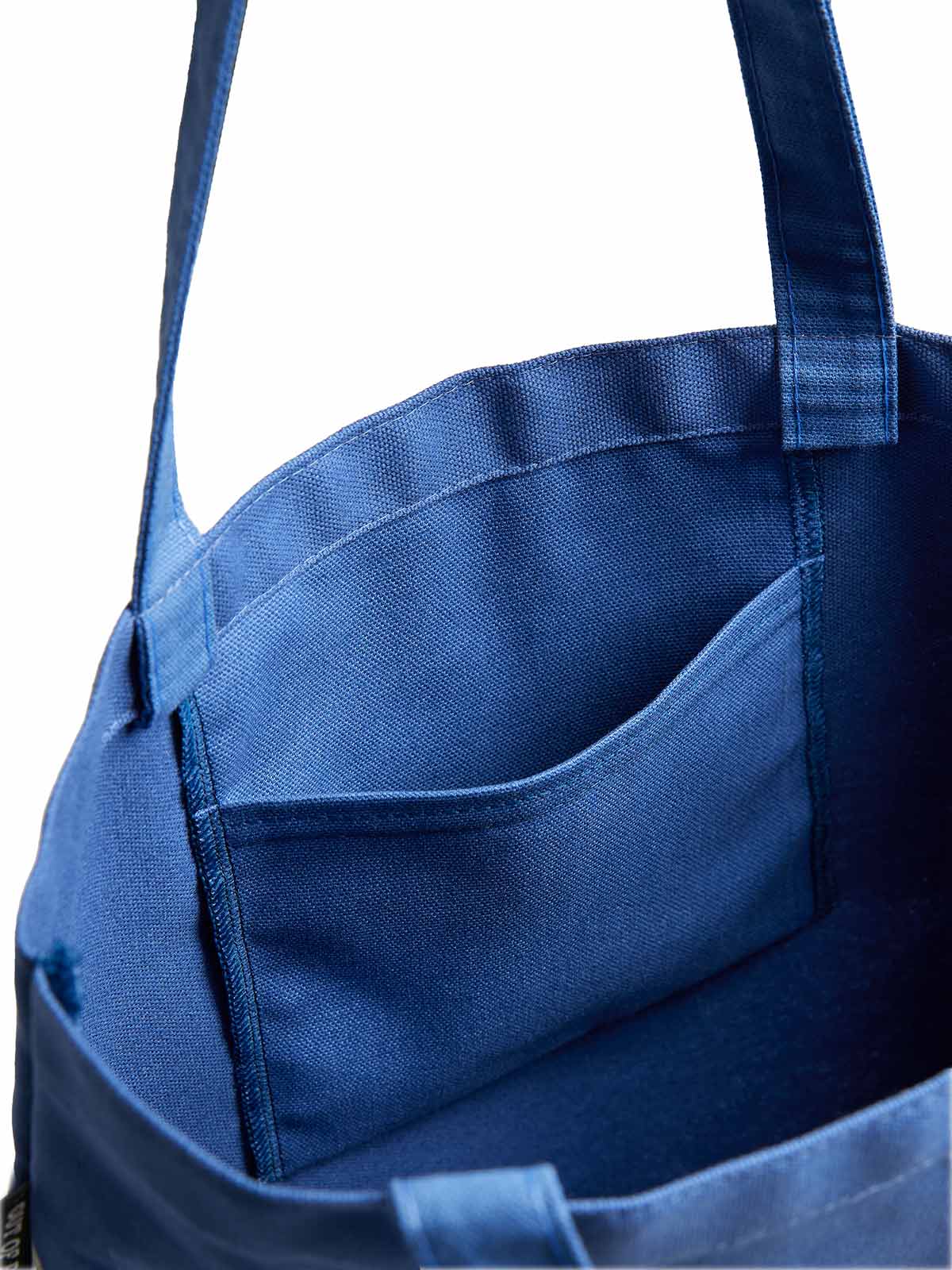 The Snowy Day tote bag - Image 3